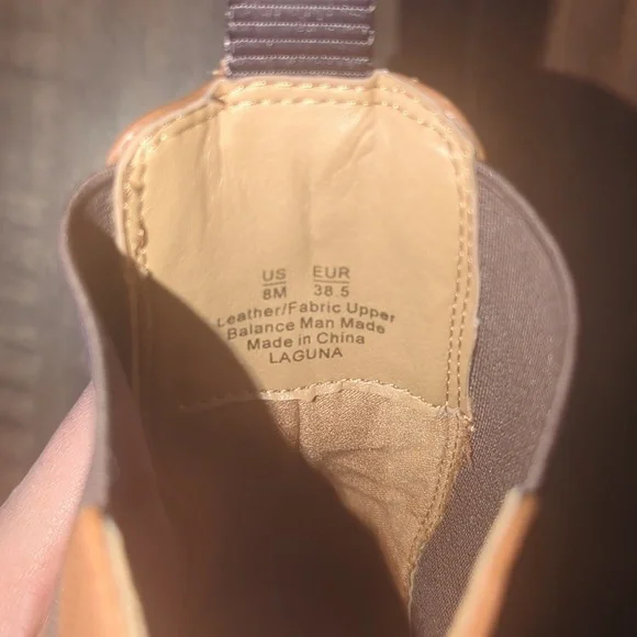 NWOB Sam Edelman® Laguna Weatherproof Boot Size 8M - Picture 8 of 8